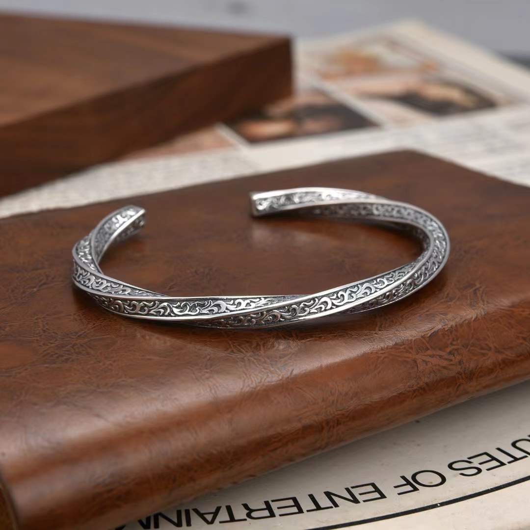 Tervin - Vine Etched Silver Cuff Bracelet