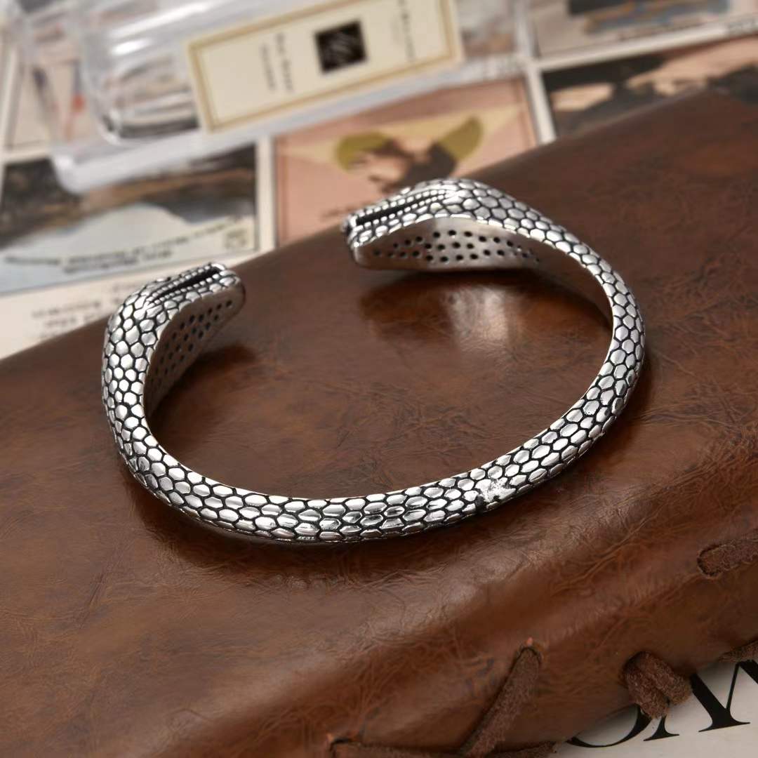 Varka - Twin Serpent Silver Cuff Bracelet