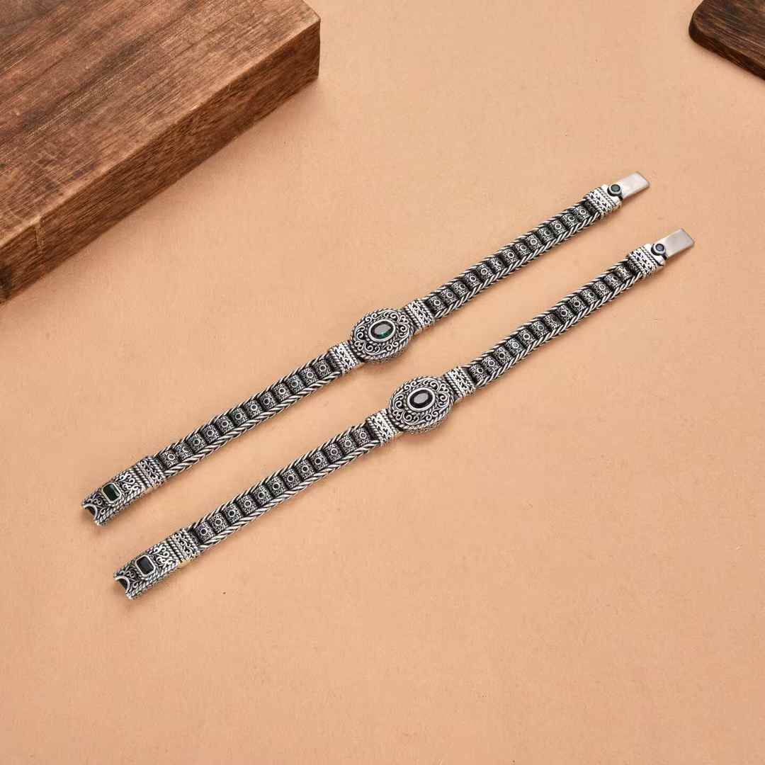 Zyros - Handcrafted Silver Bracelet