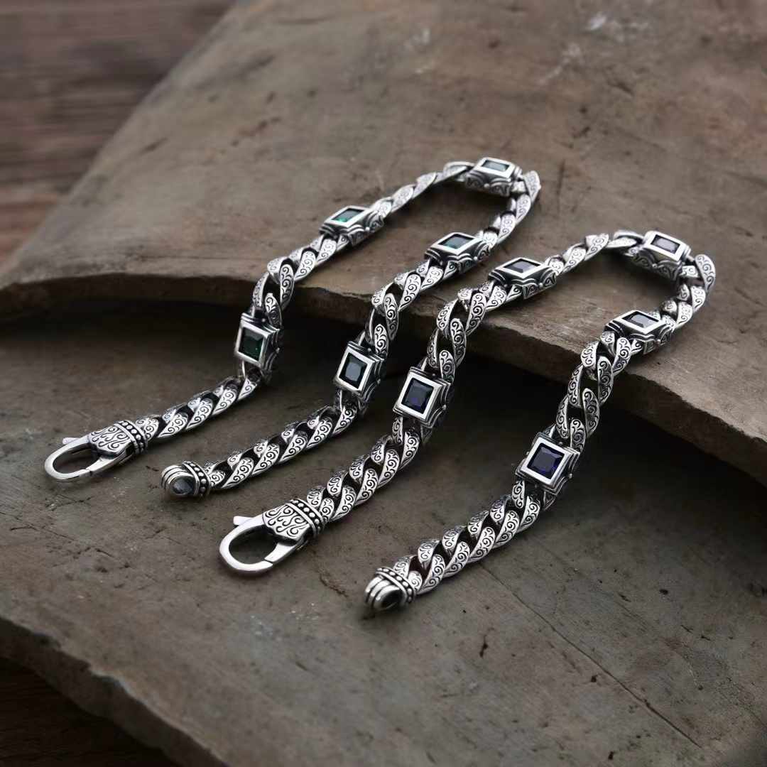 Dravos - Handcrafted Silver Bracelet