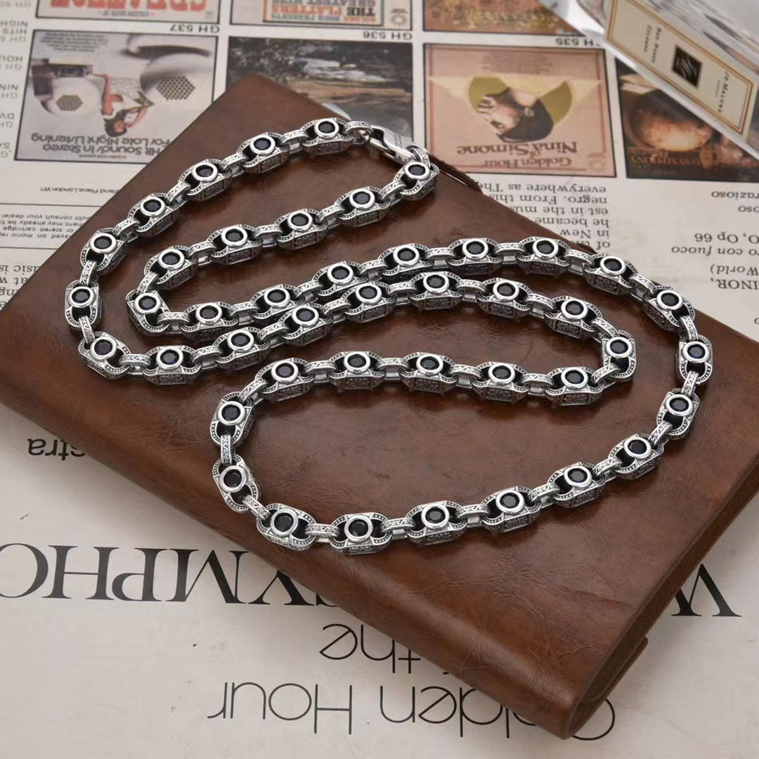 Vetrax - Ornate Silver Link Necklace