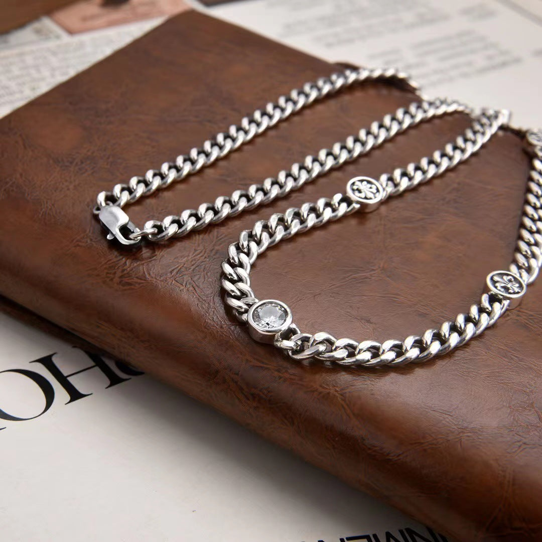 Qing- Silver Anchor Necklace