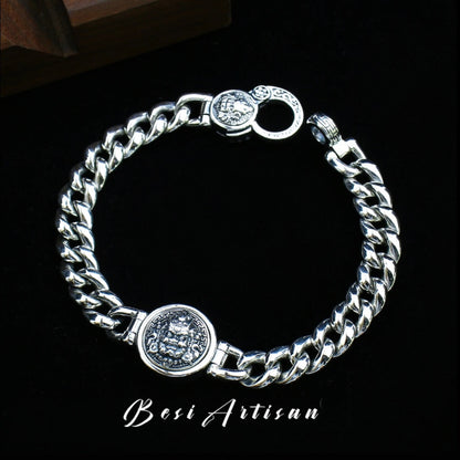 Edras - Spinning Lion Crest Bracelet
