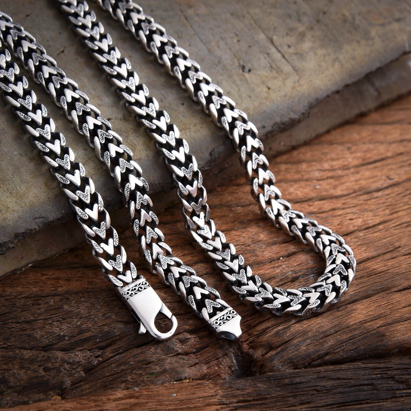 Eloska — Mindwoven Silver Chain