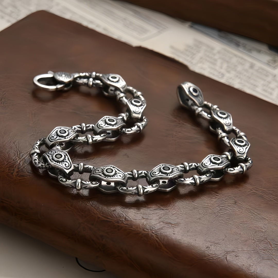 Aveso – Handcrafted Silver Bracelet
