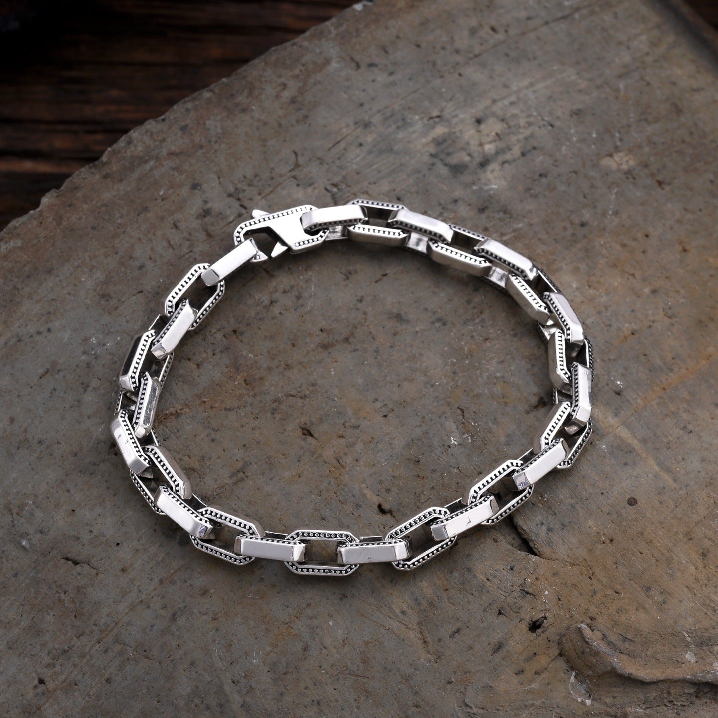 Asuma – Anchor Spirit Silver Bracelet