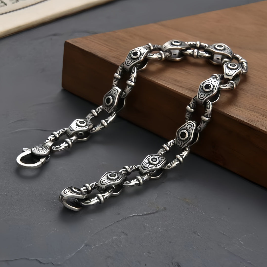 Aveso – Handcrafted Silver Bracelet