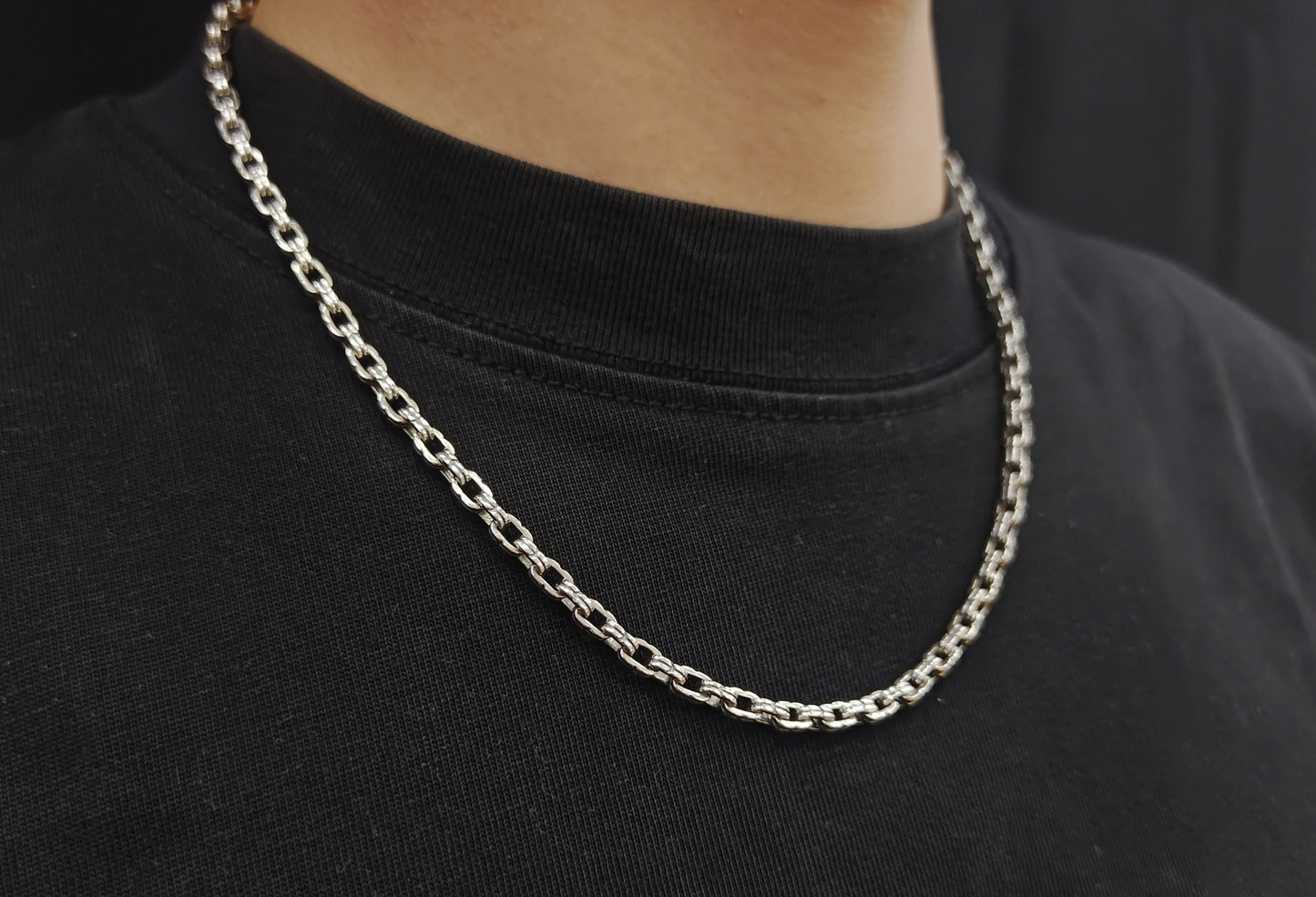 Nartho - Inner Forge Silver Chain