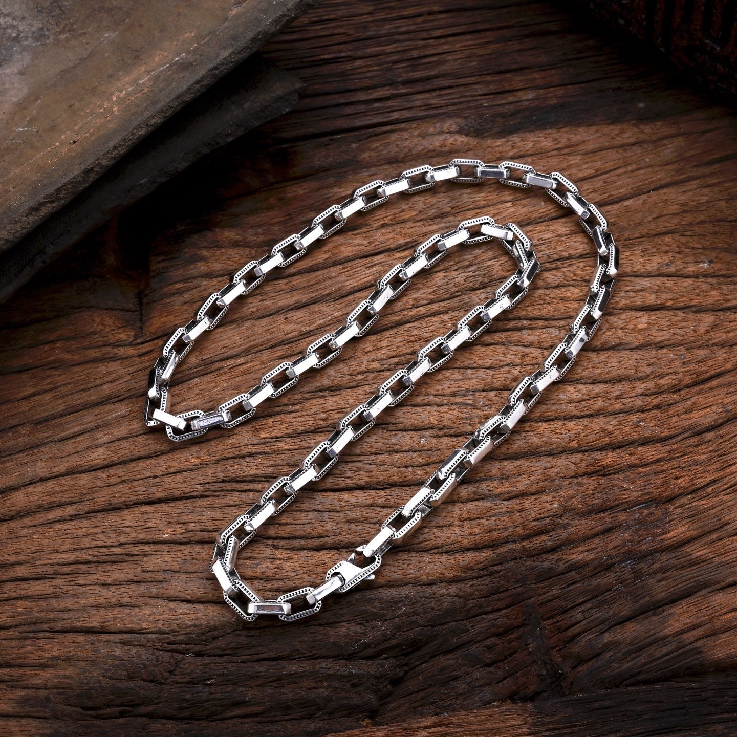 Naraan - Forged Soul Chain