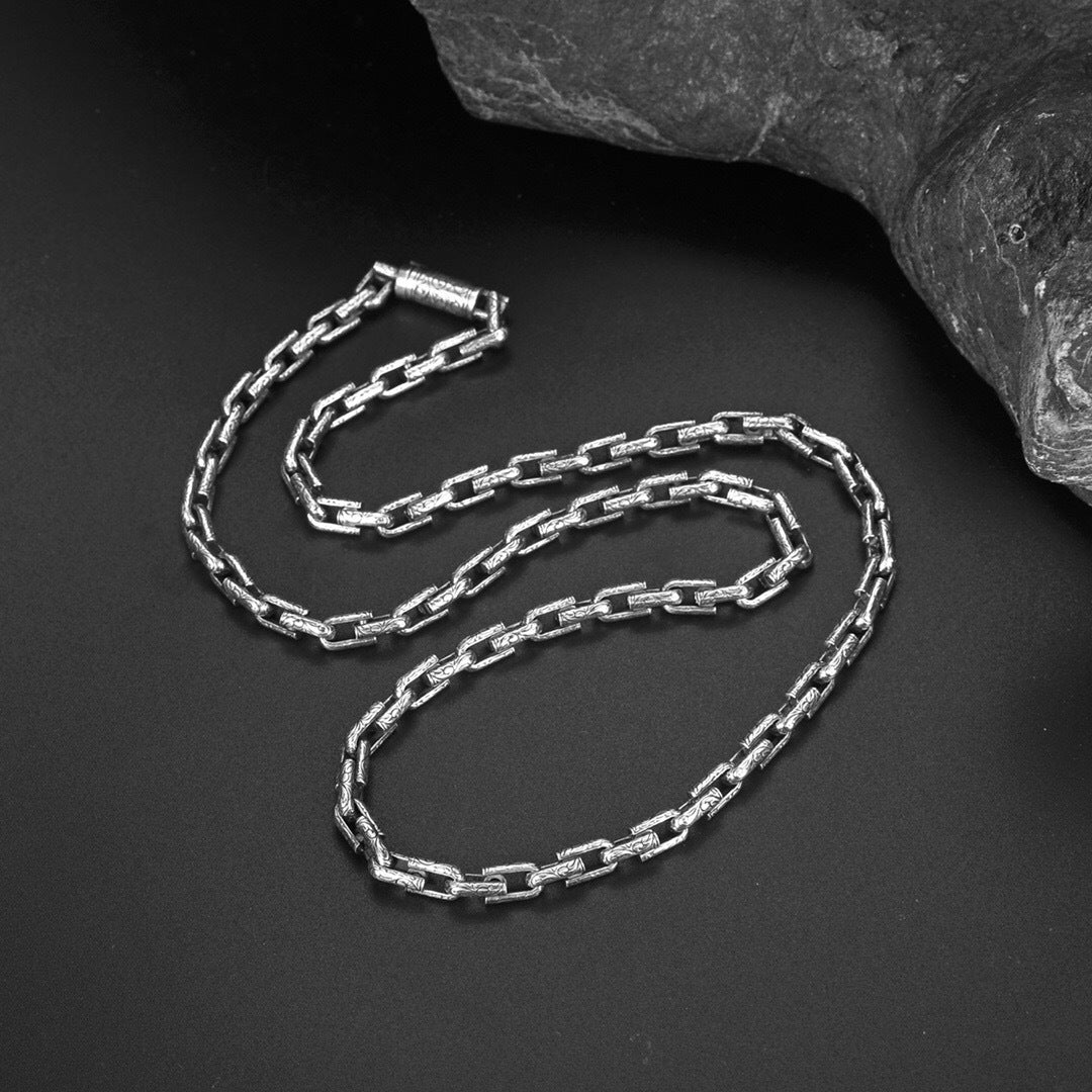 Traces - Vintage Silver Necklace