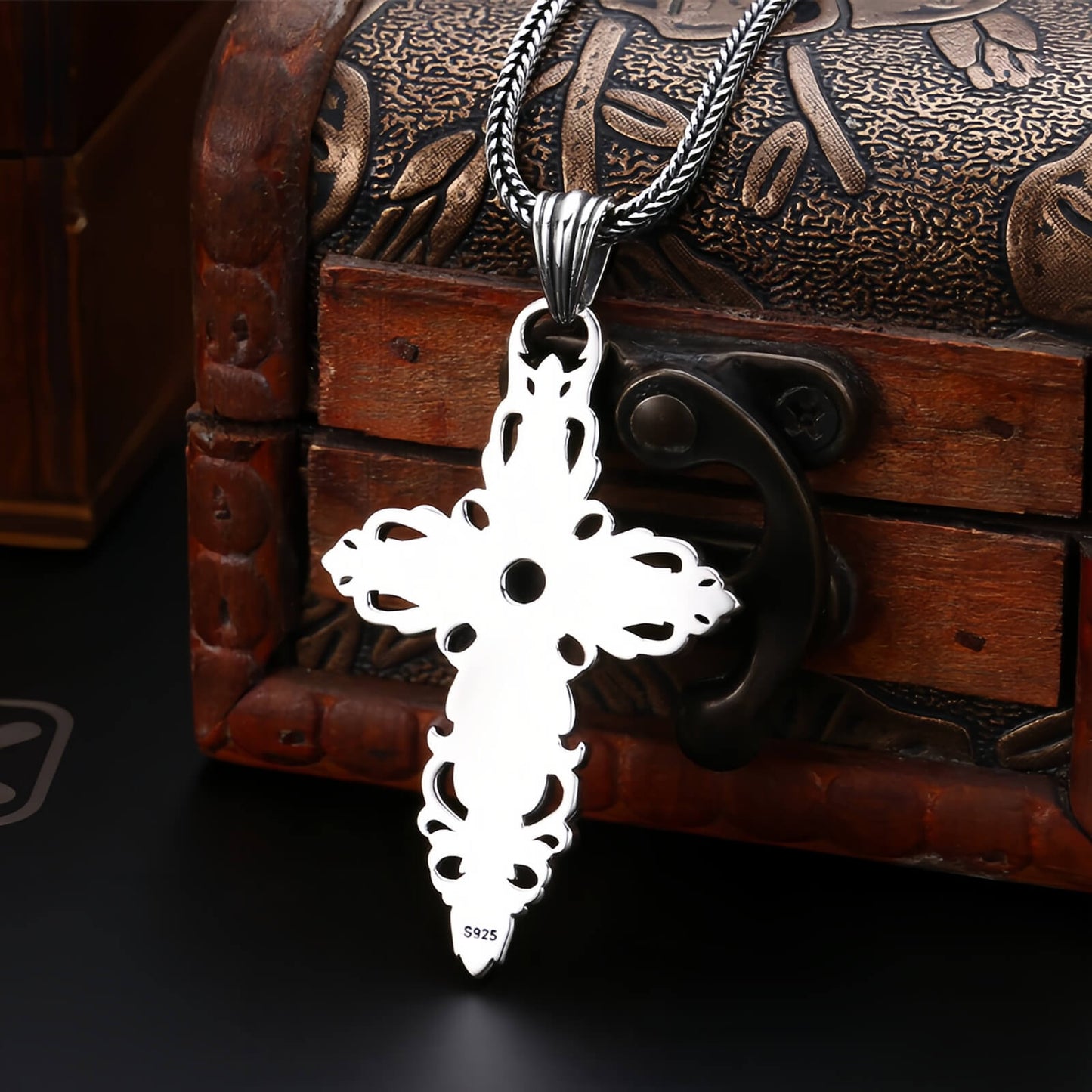 Zang - Silver Cross Pendant